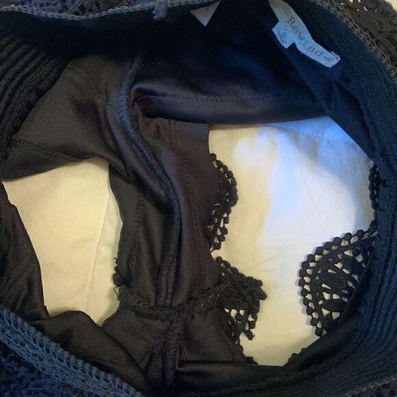 REWIND, bootie short, cover up, high waist band, built in liner, decorative lace - Picture 5 of 8